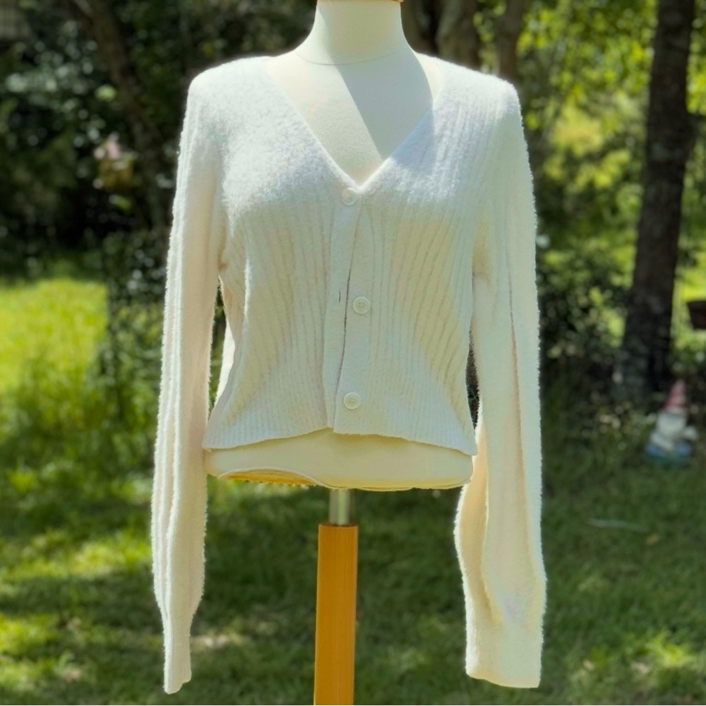 Jessica Simpson White Cardigan V-Neck Long Sleeve Sweater Size XL (CWT0001)